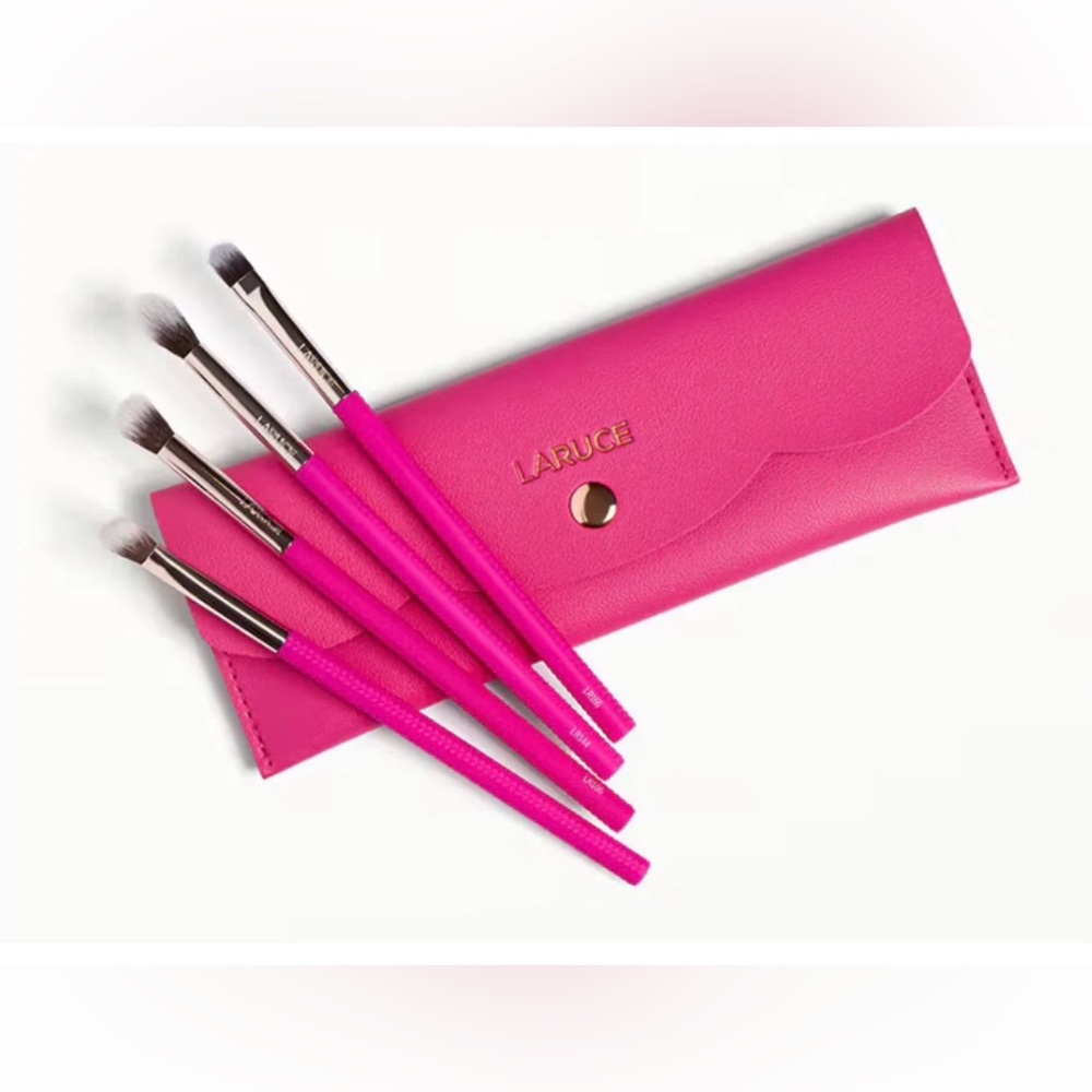LARUCE Kayla 4 Piece Hot Pink Eye Brush Set, New in unopened package